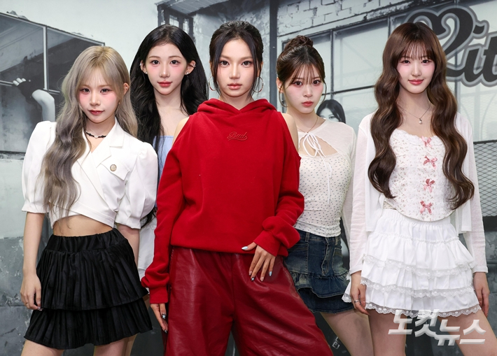 지난 16일 오후, 서울 광진구의 연습실에서 만난 신인 걸그룹 에스투잇. 박종민 기자