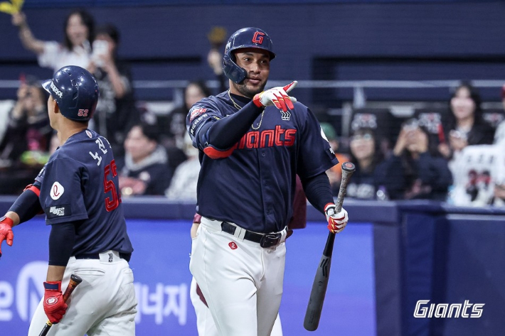 올해 롯데 타선에서 고군분투하고 있는 레이예스. 롯데 자이언츠 