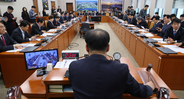 국회 국토교통위원회 전체회의. 연합뉴스