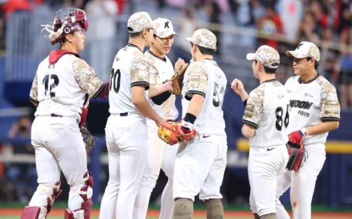 밀리터리 유니폼을 착용한 키움 선수들. 연합뉴스