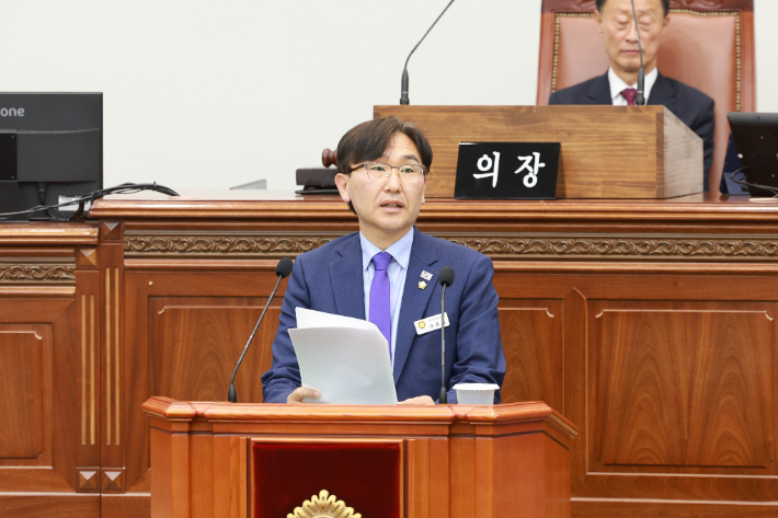 전홍표 창원시의원. 창원시의회 제공 