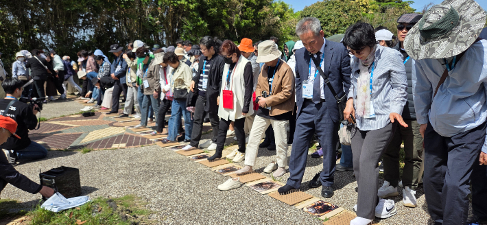 후미에 체험.  경남CBS 일본순교지순례단 제공