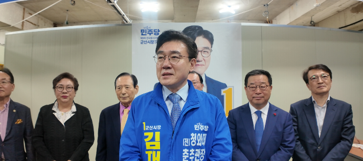 더불어민주당 군산시장 경선에서 승리한 김재준 후보. 김재준 후보 제공