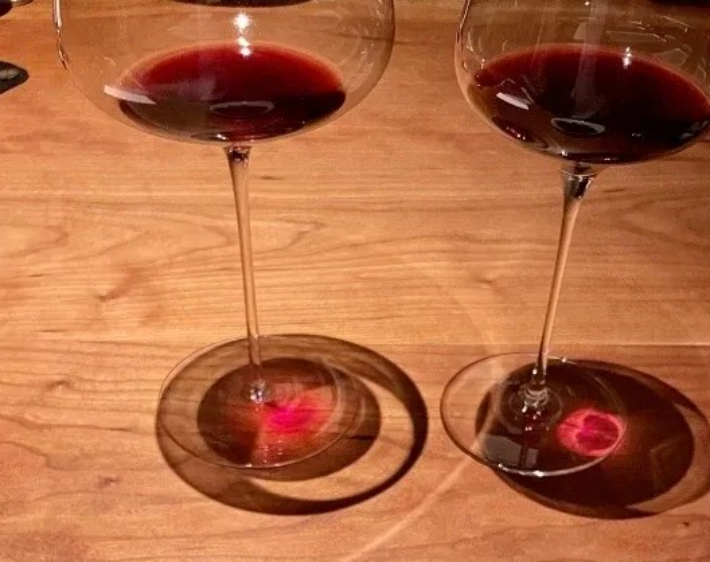 문제의 와인. 온라인 커뮤니티 캡처 