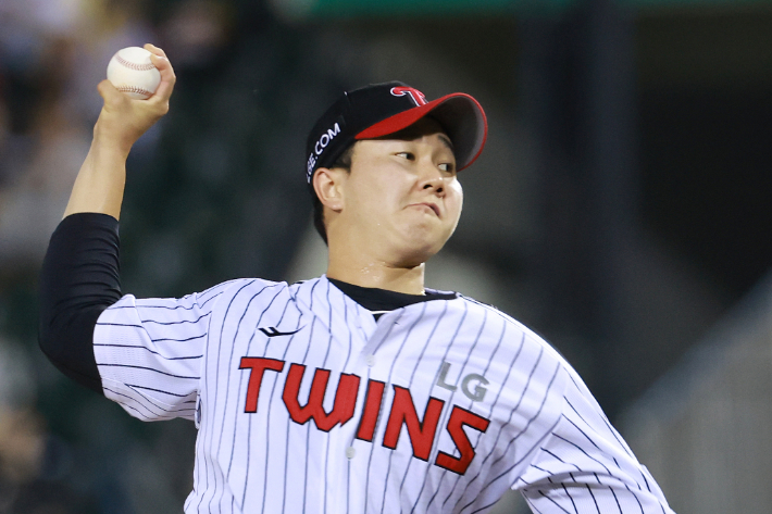 LG 마무리 유영찬. 연합뉴스