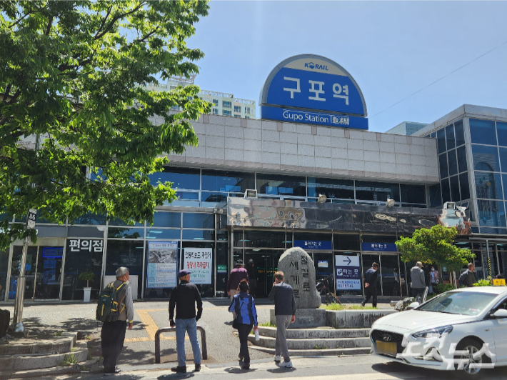 평일 오전 구포역 모습. 정혜린 기자