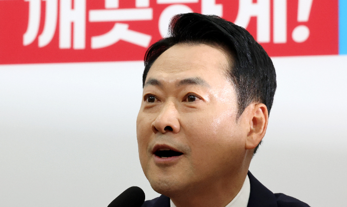 국민의힘 장동혁 대표가 23일 국회에서 열린 최고위원회의에서 모두발언을 하고 있다. 연합뉴스