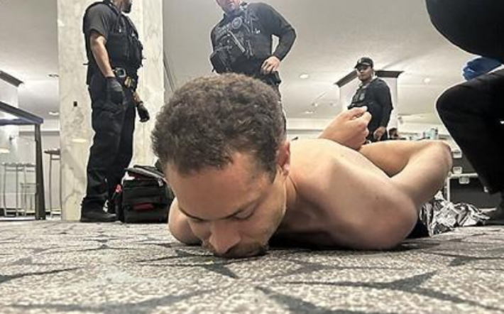 현장에서 체포된 용의자의 모습. 연합뉴스