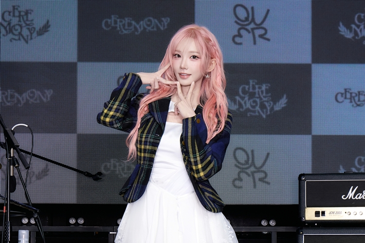 QWER 마젠타. 쓰리와이코프레이션 제공