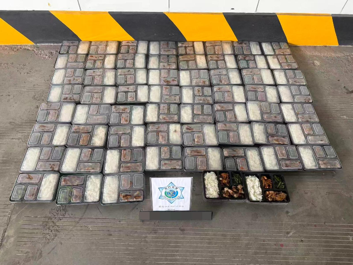 밀반입하려다 적발된 도시락. 마카오 해관 제공