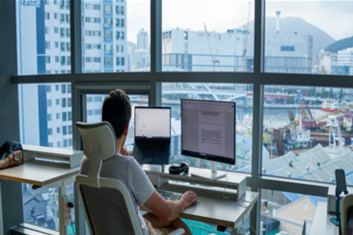 부산시가 아고다와 함께 부산형 워케이션 글로벌 프로모션을 추진한다. 부산시 제공