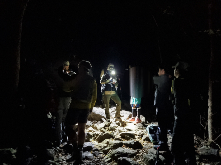 야간산행 단속. 지리산국립공원 전남사무소 제공