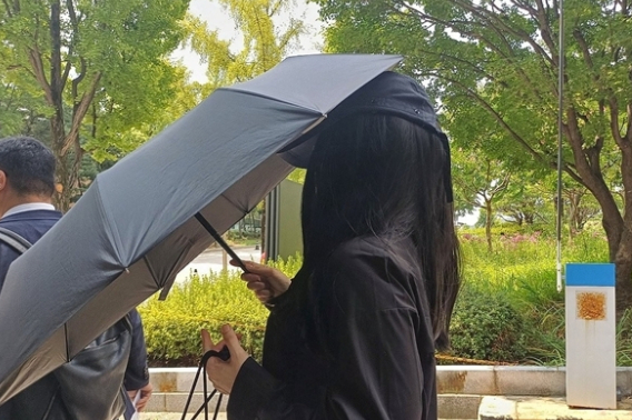 연예인과 유명인을 비방하기 위해 허위 사실이 포함된 영상을 다수 제작·게시한 혐의를 받아 여러 건의 재판을 치른 유튜브 채널 '탈덕수용소' 운영자 박모씨. 연합뉴스