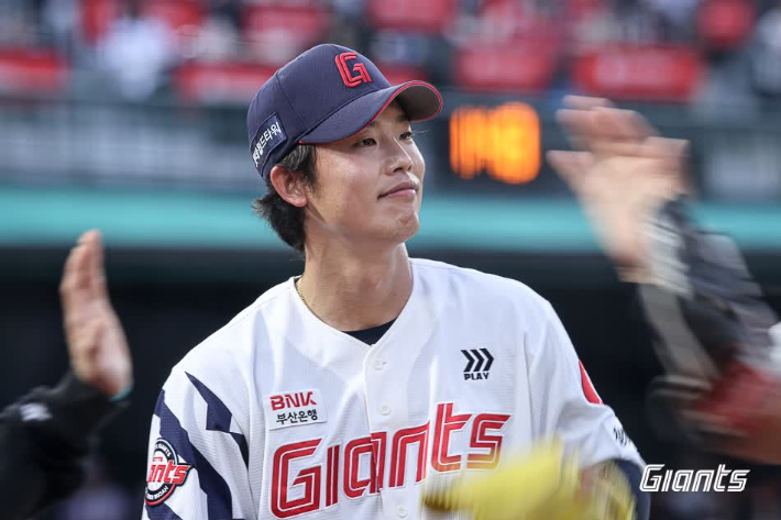 지난 18일 한화와 홈 경기에서 올 시즌 첫 1군에 등판한 현도훈. 롯데 