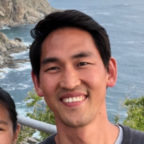 김 의장 동생 김유석씨. 김유석 링크드인 프로필 캡처