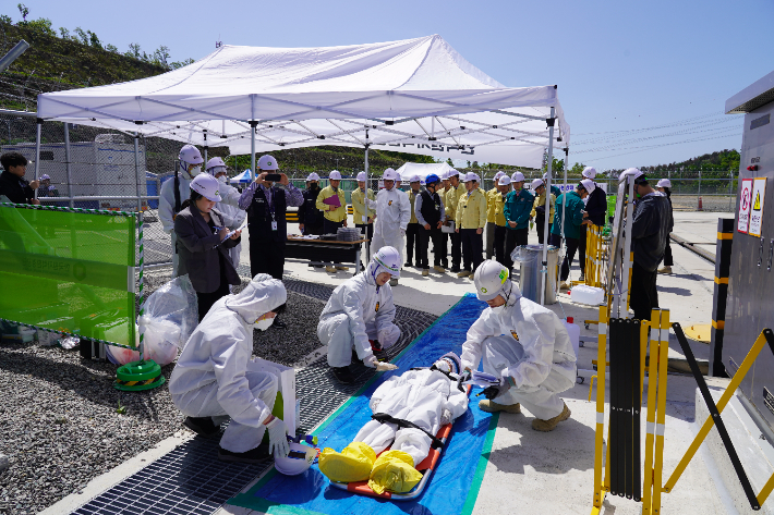 부상자 응급치료 훈련 모습. 원자력환경공단 제공