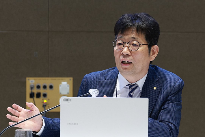 유상대 한국은행 부총재. 연합뉴스