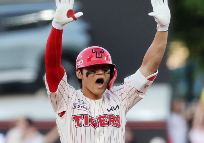 환호하는 김도영. 연합뉴스