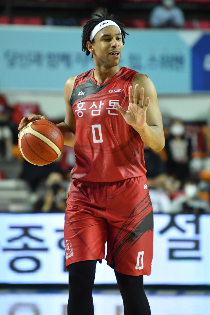 정규리그 막판 합류했던 제러드 설린저. KBL 제공