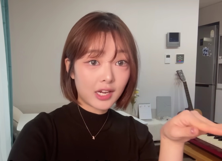 걸그룹 아리아즈 출신 효경 유튜브 채널 갈무리