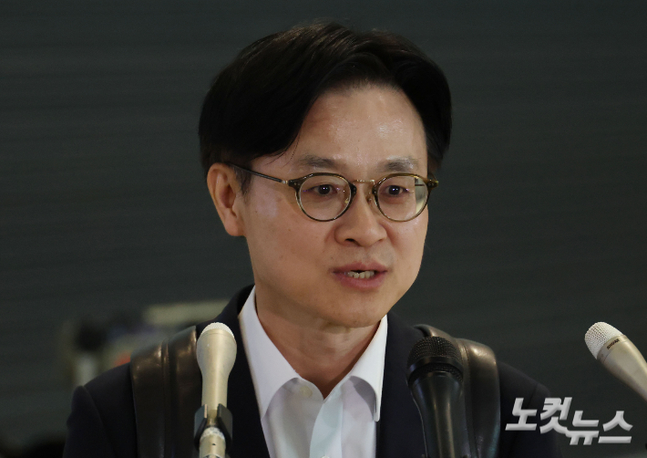 김정관 산업통상자원부 장관. 인천공항=황진환 기자