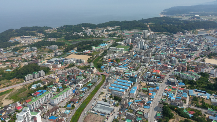 울진읍 전경. 울진군 제공