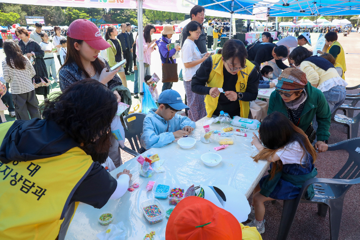 전주·군산·익산 어린이날 행사 풍성… 가족 발길 이어져