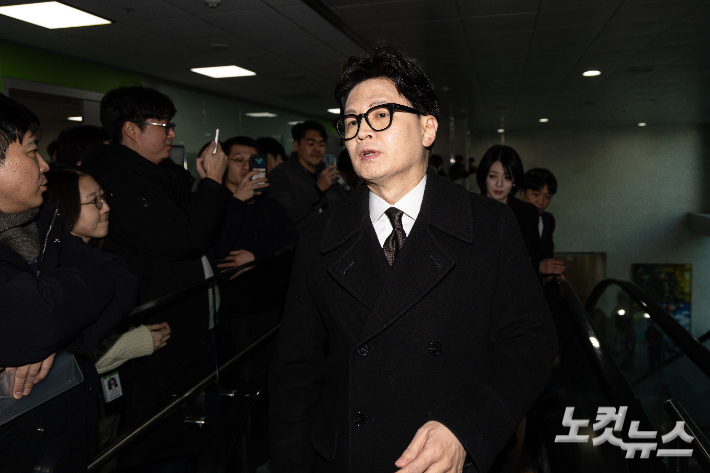 황진환 기자