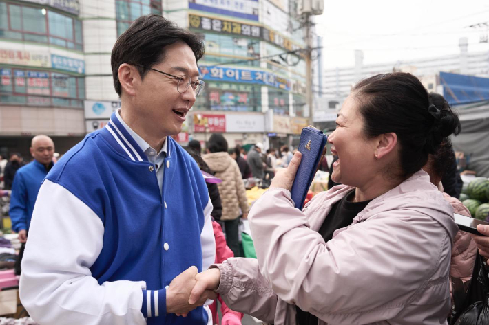 김경수 경남지사 후보. 김 후보 캠프 제공 