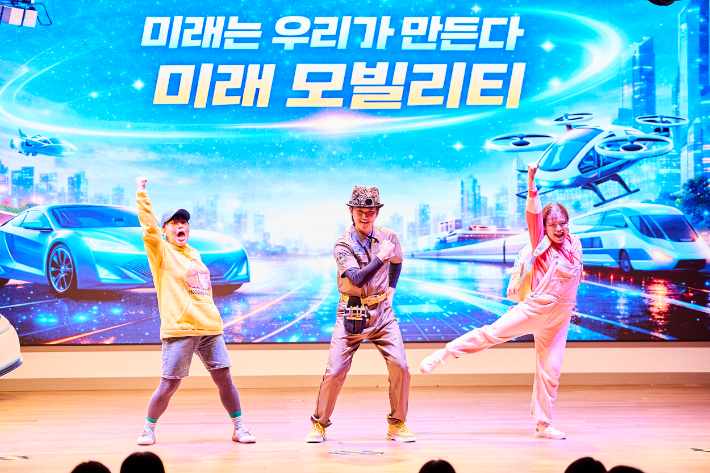 일요사이언스극장 시즌 1 공연 모습. 국립부산과학관 제공