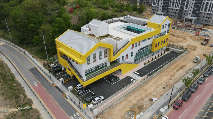 울산광역시교육청이 서사유치원 신축공사 준공검사를 마치고 6월 1일부터 본격적인 운영에 들어간다. 울산교육청 제공