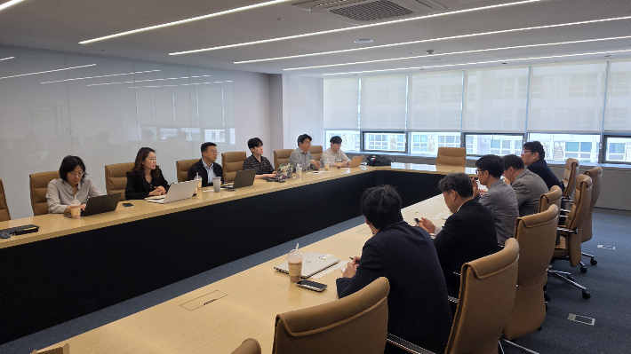 한수원이 8일 KHNP AI누리 입주기업과 간담회를 가졌다. 한수원 제공