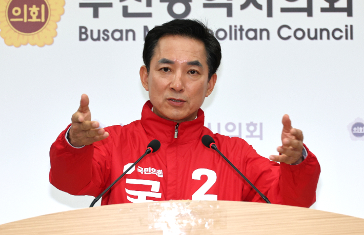 질문에 답하는 박민식 후보. 연합뉴스