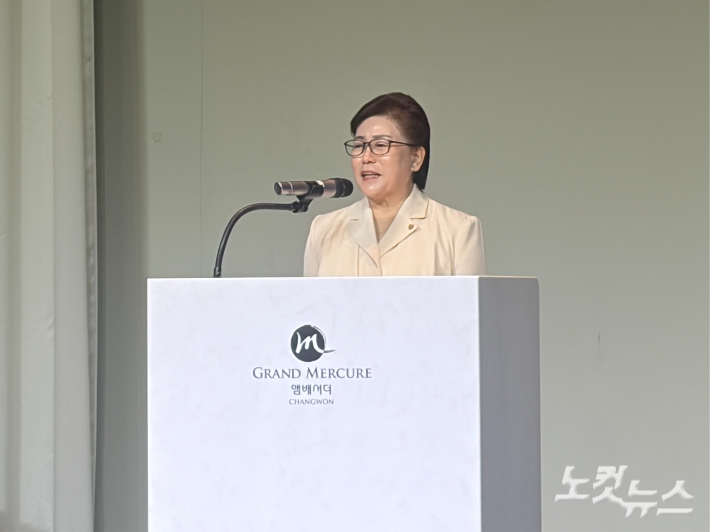 경남성시화운동본부 대표회장 이경은 목사(순복음진주초대교회).