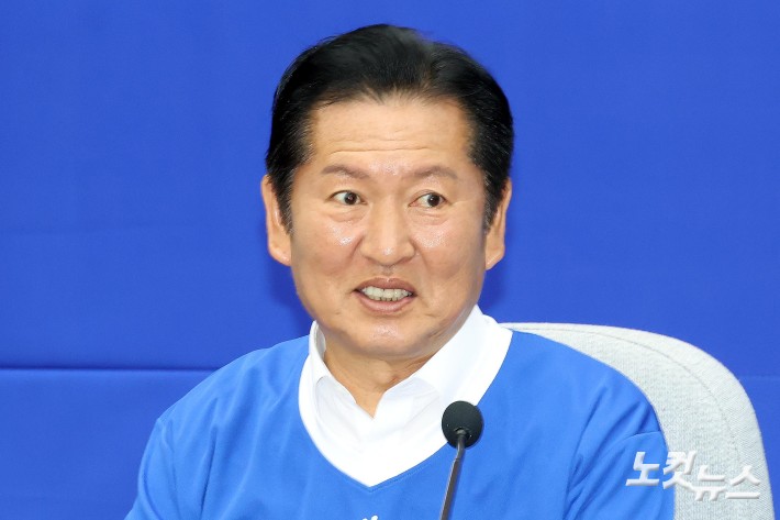 모두발언하는 정청래 대표