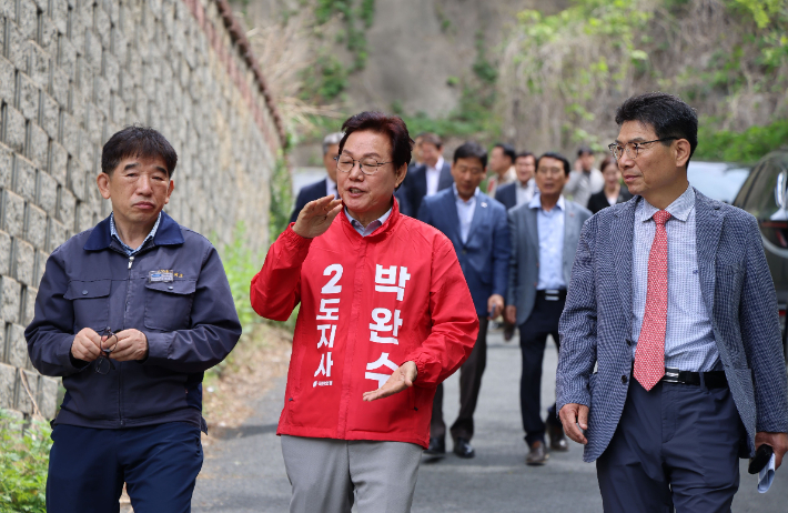 박완수 경남지사 후보 중소기업 방문. 박 후보 캠프 제공 