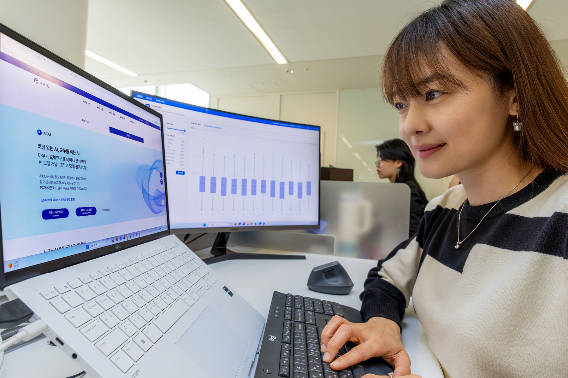 KT가 인공지능 교육 실습 도구 AIDU의 설치형 애플리케이션을 무상으로 배포한다. KT 제공