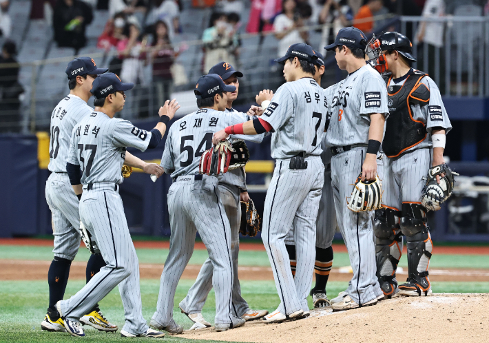 11-5 승리 거둔 한화. 연합뉴스