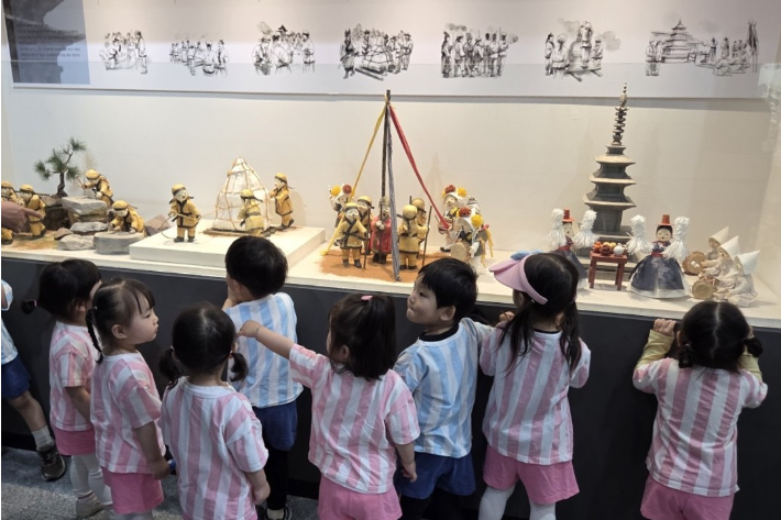 익산 석제품전시홍보관 내부. 익산시 제공
