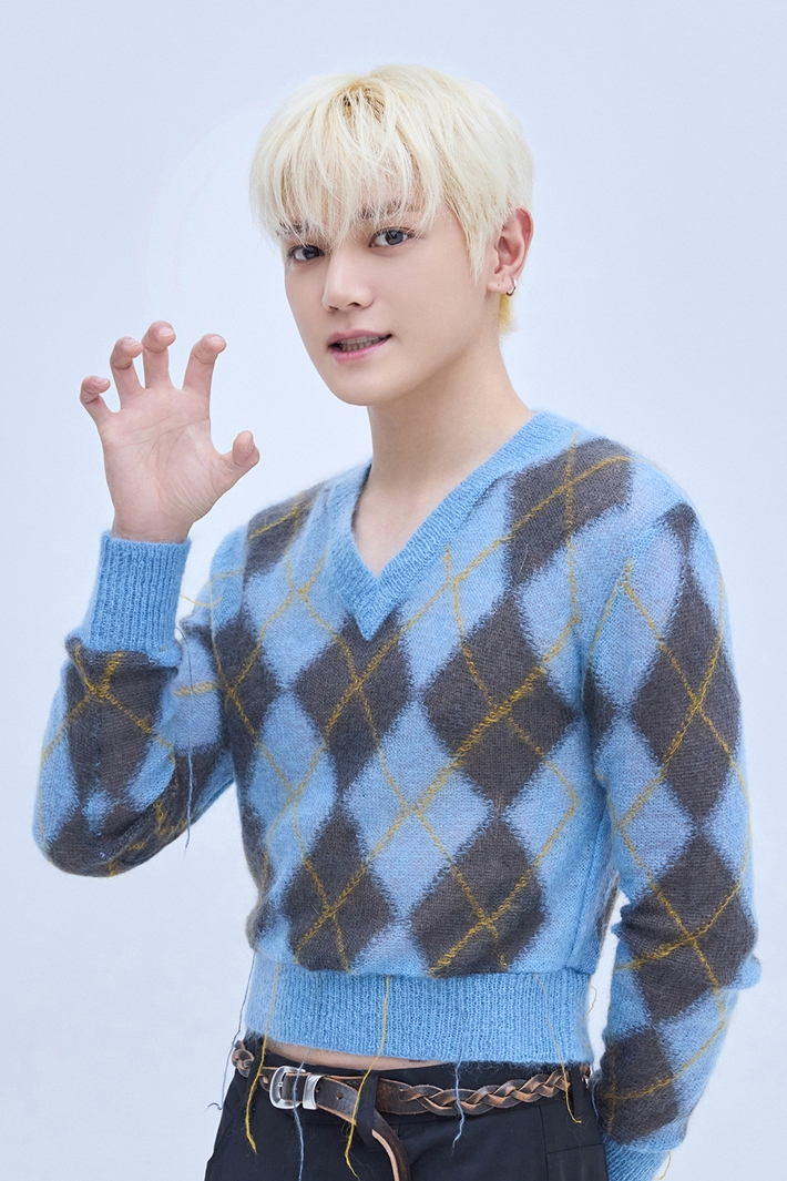 18일 저녁 6시 첫 정규앨범 '와일드'를 발표하는 NCT 태용. SM엔터테인먼트 제공