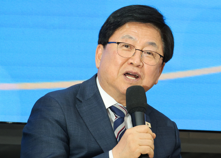 최교진 교육부 장관. 연합뉴스
