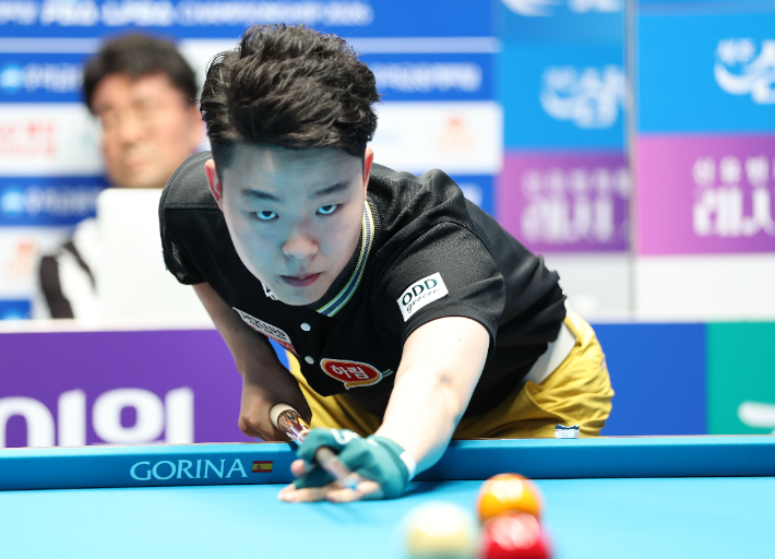 프로당구 역대 최연소 우승과 왕중왕전 정상 등극 기록을 세운 김영원. PBA 