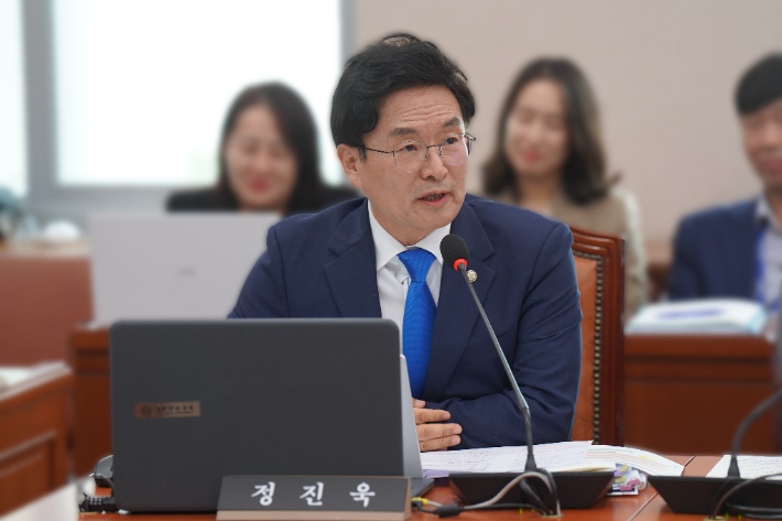 더불어민주당 정진욱 국회의원. 정진욱 의원실 제공