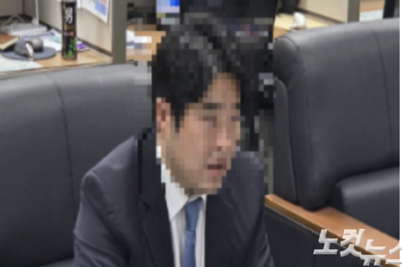군산·김제·부안을 국회의원 보궐선거에 출마한 민주당 박지원 후보의 해외 성매매 의혹을 제기한 A씨. 최명국 기자