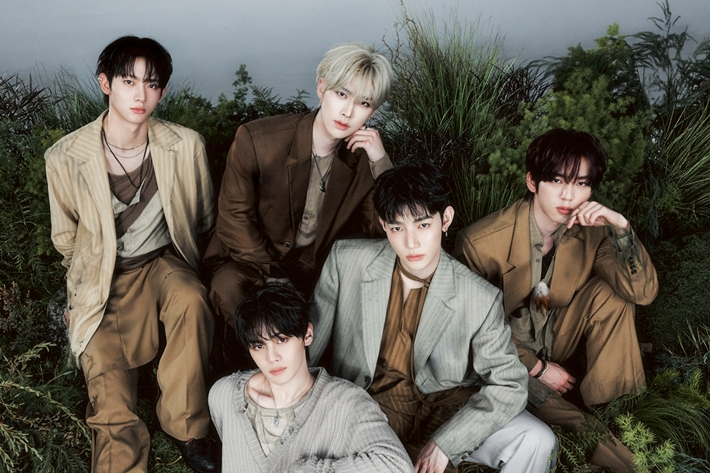 오늘(26일) 데뷔한 보이그룹 앤더블. YH엔터테인먼트 제공