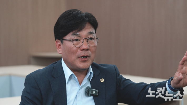 경기도의회 최만식 의원 (더불어민주당·성남2). 박철웅 PD
