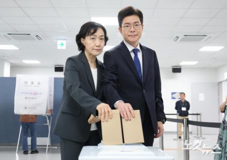 사전투표 하는 정원오 서울시장 후보