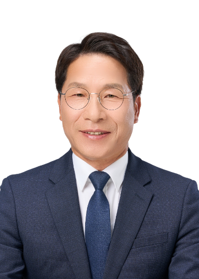 이용기 후보. 선관위 제공