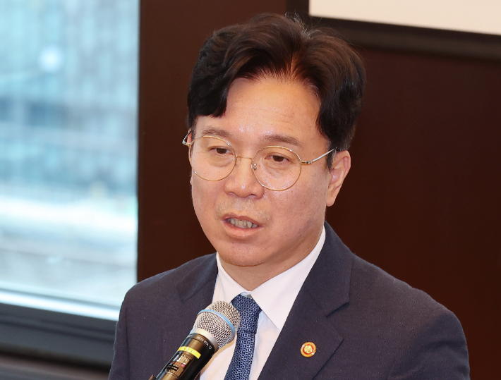 김영훈 고용노동부 장관. 연합뉴스