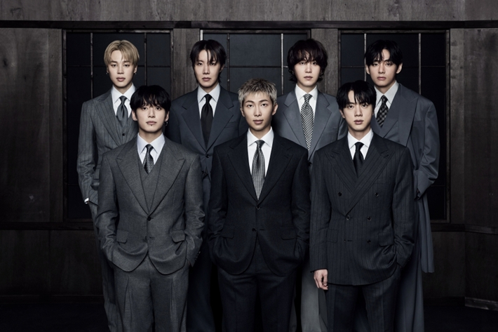 그룹 방탄소년단이 오는 12일 정규 5집 '아리랑'을 데뷔 기념일에 맞춰 바이닐로 발매한다. 빅히트 뮤직 제공